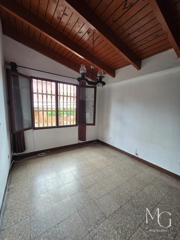 CASA EN RENTA EN ZONA 10 FUERA DE GARITA - 5