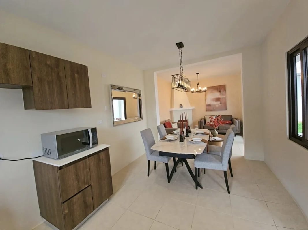 Se renta casa, Paseo San Lorenzo, Antigua GT, 5 hab, $1200 - 9