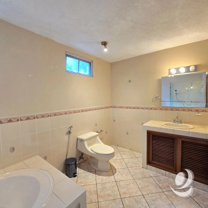 Casa en Venta Zona 11 Ciudad de Guatemala Las Charcas - 7