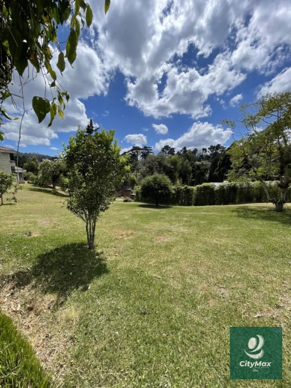 CASA EN VENTA - KM. 18 CARRETERA A EL SALVADOR - 8