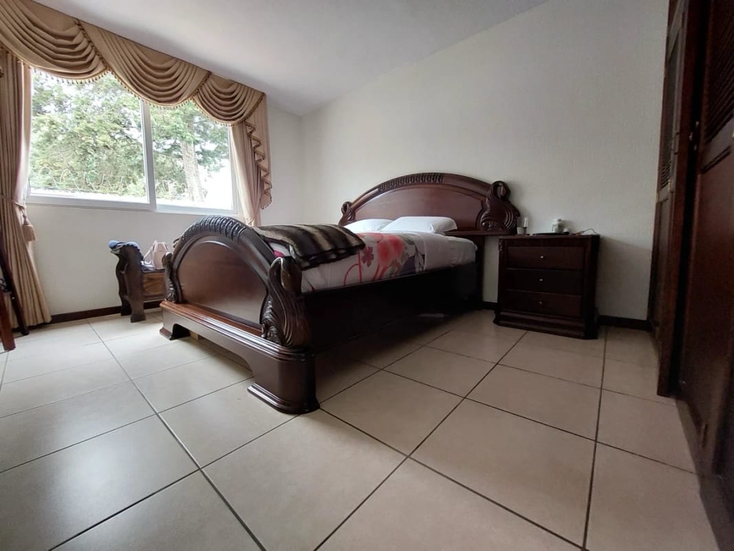 Renta de Casa Amueblada en Km 16.5 Carr. Olmeca — Casa en Alquiler en Villas de Santa Mónica, Carretera a El Salvador, Guatemala, Ciudad — foto 7 de 12