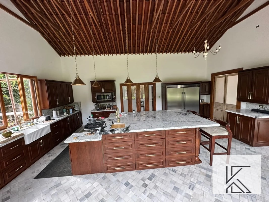 Casa de lujo en venta cerca de Villa Bokeh – Amplios espacios y acabados premium - 1