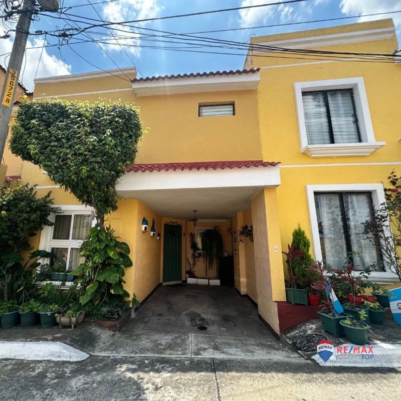CASA EN COND. SANTA BARBARA, SAN CRISTÓBAL - 1
