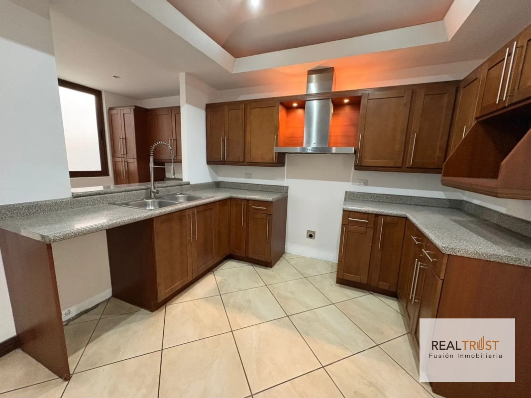 Casa en Venta km 8.5 San Rafael - 12