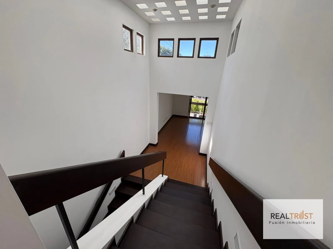 Casa en Venta km 8.5 San Rafael - 9