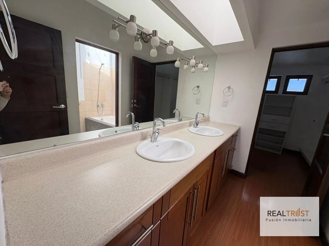 Casa en Venta km 8.5 San Rafael - 7