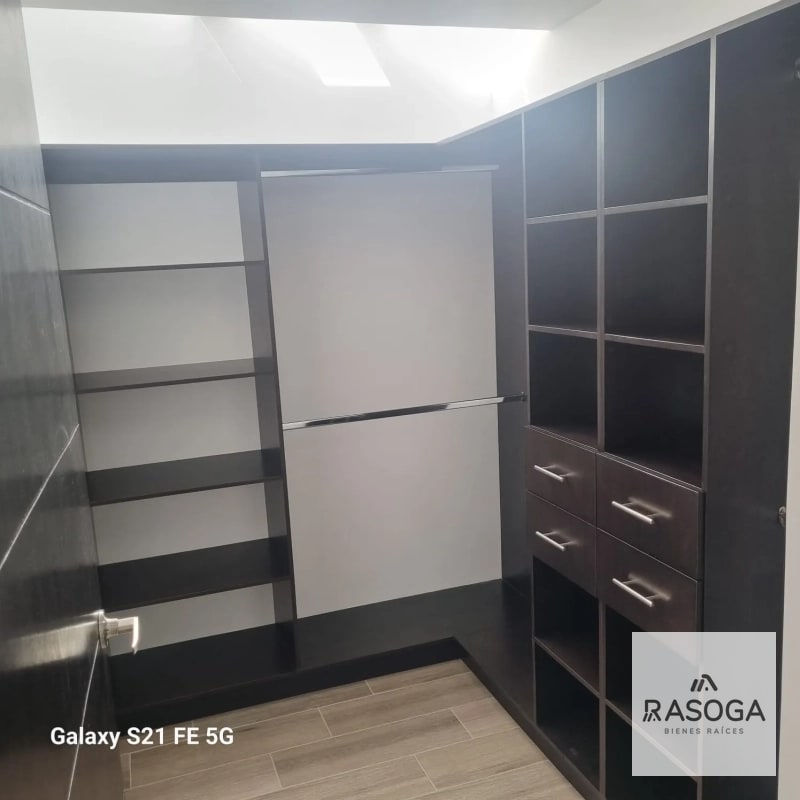 VENDO CASA NUEVA EN ZONA 16 — Casa en Venta en Hacienda Real, Zona 16, Guatemala, Ciudad — foto 4 de 7