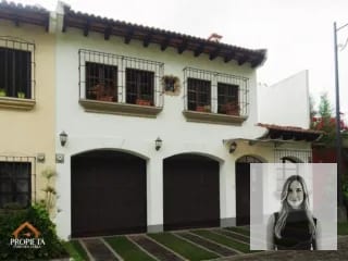 VENTA CASA ANTIGUA/ JOCOTENANGO — Casa en Venta en Antigua, Sacatepéquez — miniatura 1 de 15