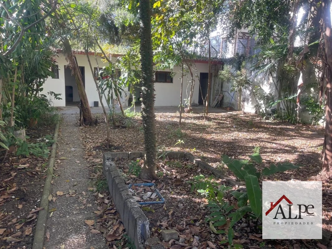 CASA EN VENTA LA VILLA ZONA 14 - 2