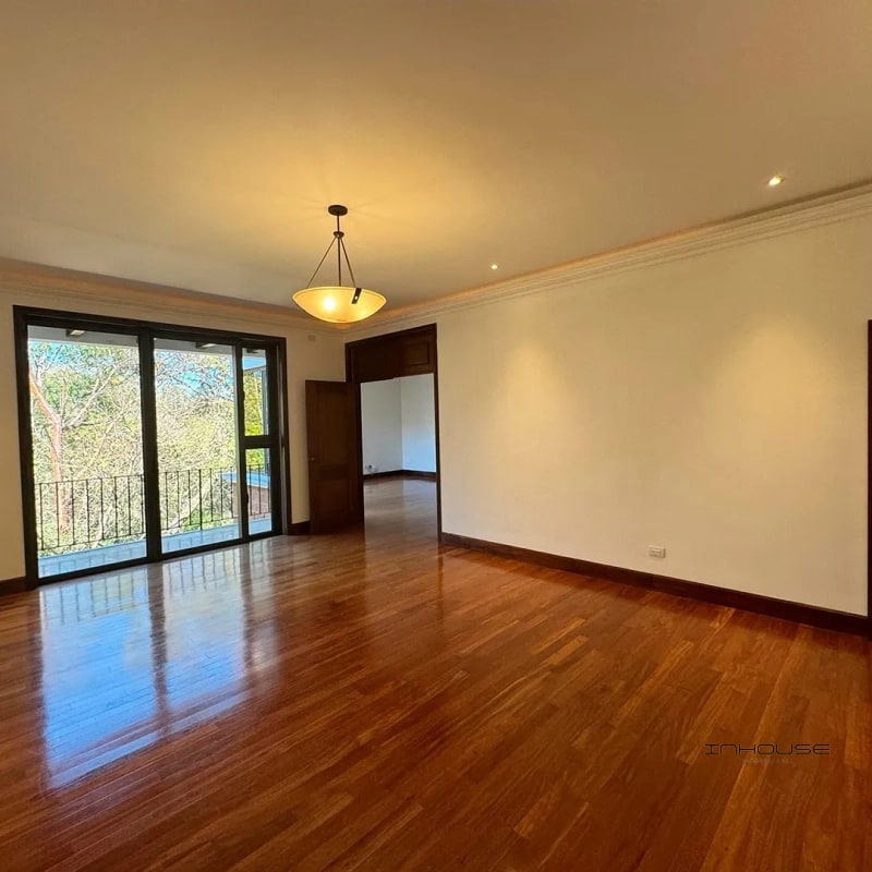 CASA EN VENTA EN ZONA 16 ENCINOS DE CAYALA, CON APARTAMENTO INDEPENDIENTE - 8