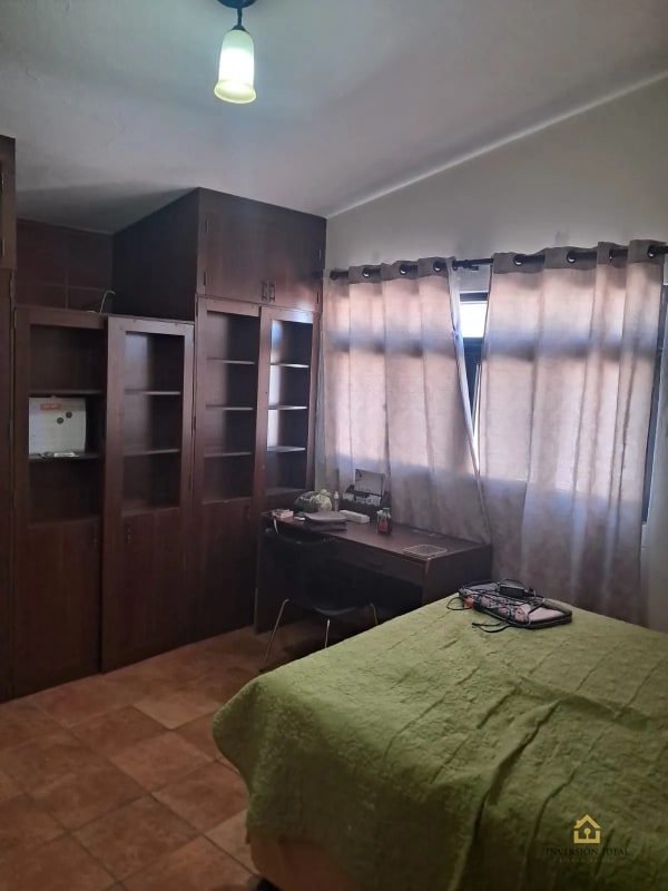 Casa comercial en renta Condominio Mariscal zona 11 - 6