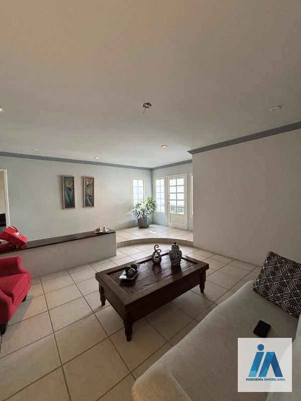 CASA EN VENTA – Condominio Orquídeas, San Cristóbal sector A1, Zona 8 de Mixco - 11