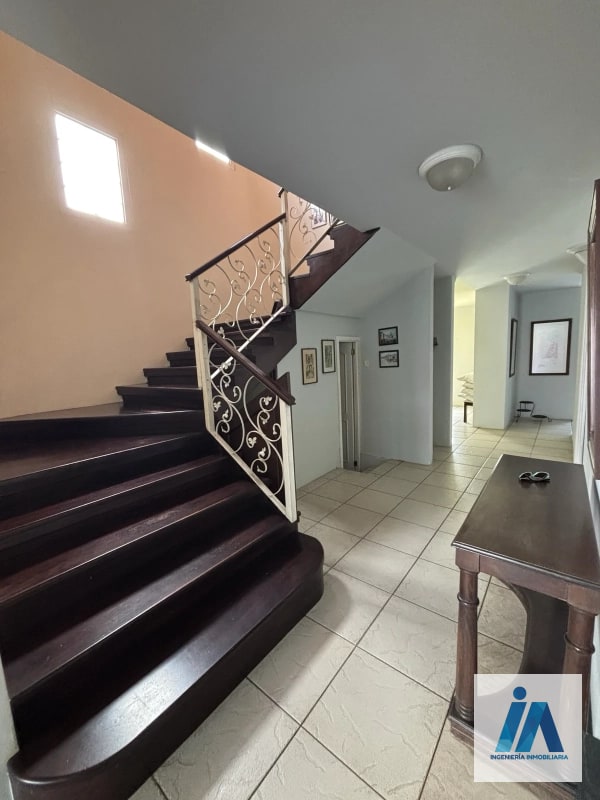 CASA EN VENTA – Condominio Orquídeas, San Cristóbal sector A1, Zona 8 de Mixco - 7
