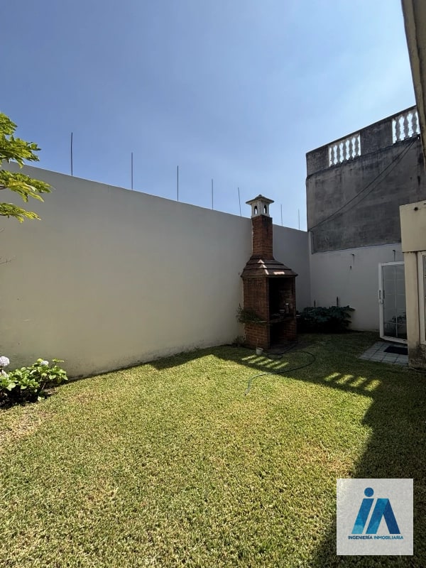 CASA EN VENTA – Condominio Orquídeas, San Cristóbal sector A1, Zona 8 de Mixco - 2