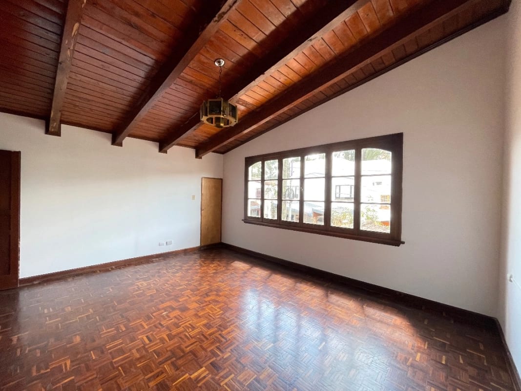 CASA VENTA ZONA 14 , RESIDENCIALES MALLORCA, SECTOR LA VILLA, 670 MTS2~3 DORMITORIOS, IDEAL REMODELAR $775,000 — Casa en Venta en La Villa, Zona 14, Guatemala, Ciudad — foto 4 de 9