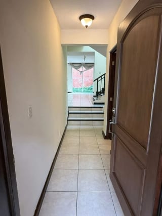 Amplia casa en Prados de Muxbal — Casa en Alquiler en Muxbal, Guatemala, Ciudad — miniatura 13 de 13