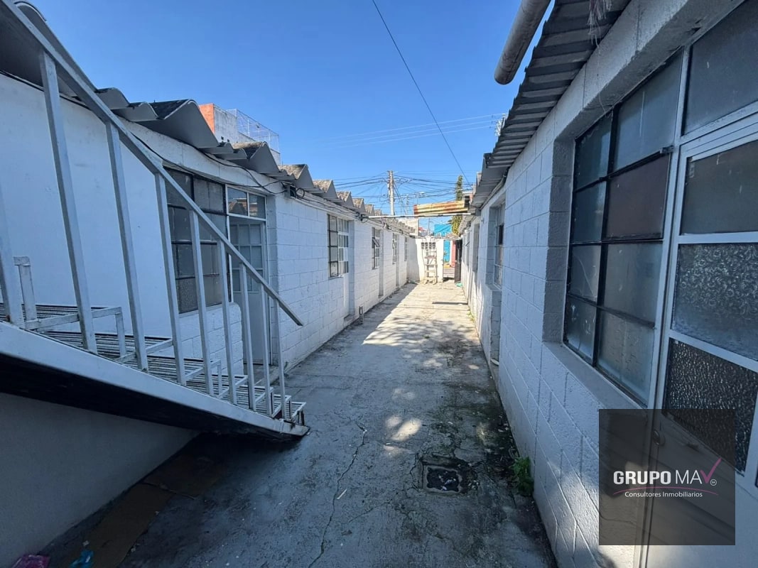 Casa para Inversión en Zona 15 El Pilar - 1