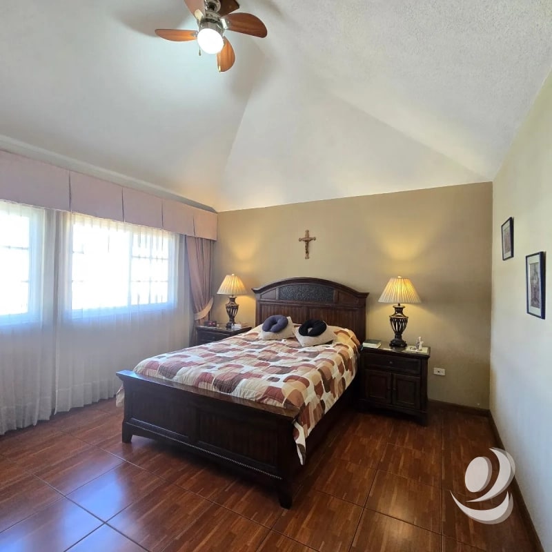 Casa en Venta Zona 11 Ciudad de Guatemala Las Charcas - 8