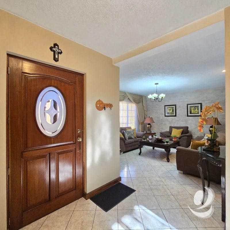 Casa en Venta Zona 11 Ciudad de Guatemala Las Charcas - 5