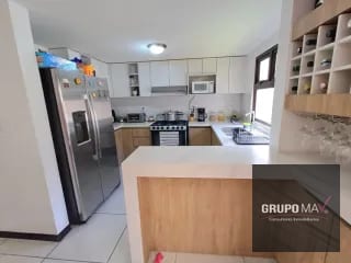 Casa Amueblada Condominio Casa Merida Condado Naranjo — Casa en Venta en Condado Naranjo, Zona 4 Mixco, Guatemala, Ciudad — miniatura 6 de 9