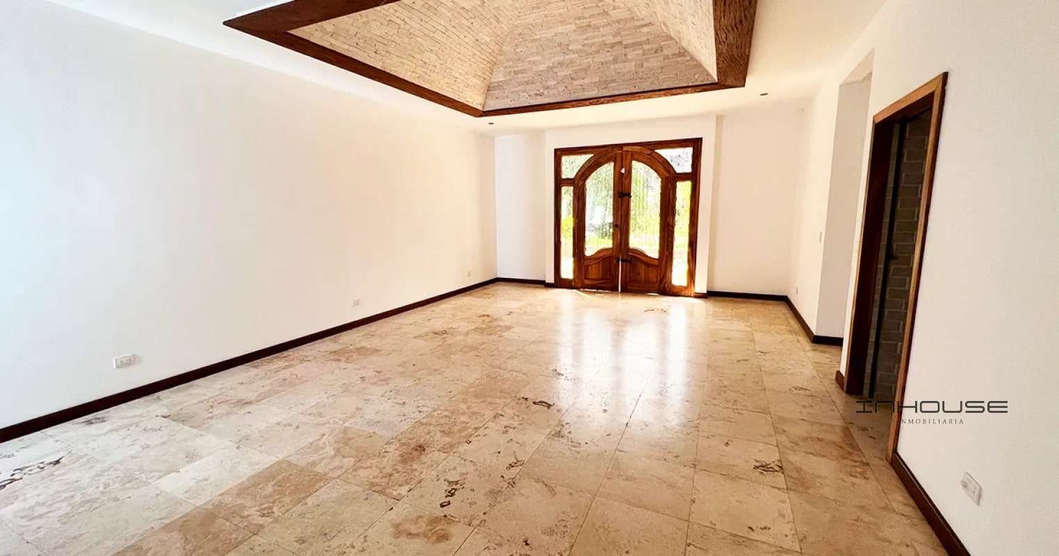 CASA EN VENTA EN ZONA 16 CAYALÁ - 7