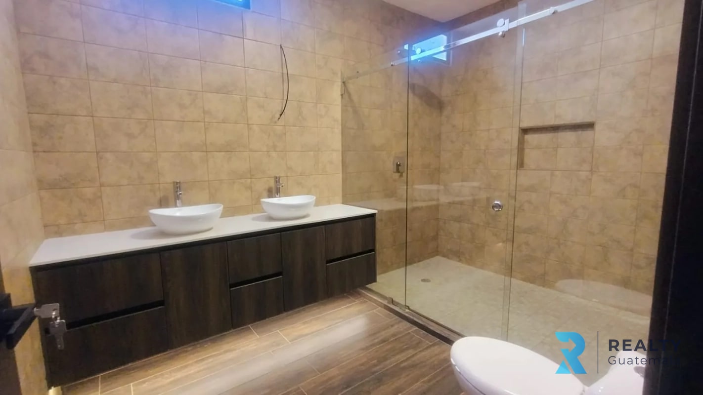 VENDO Casa, Diamantes De Gadiel, Carretera Santa Elena Barillas, Para Estrenar!! - 3