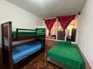 CASA AMUEBLADA EN VENTA MONTERRICO — Casa en Venta en Monterrico, Santa Rosa — miniatura 11 de 16