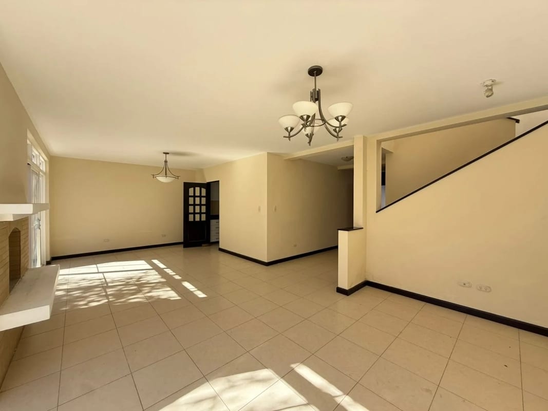 Vendo linda casa en Carretera a El Salvador Kms. 19.5 — Casa en Venta en Carretera a El Salvador, Guatemala, Ciudad — foto 15 de 15