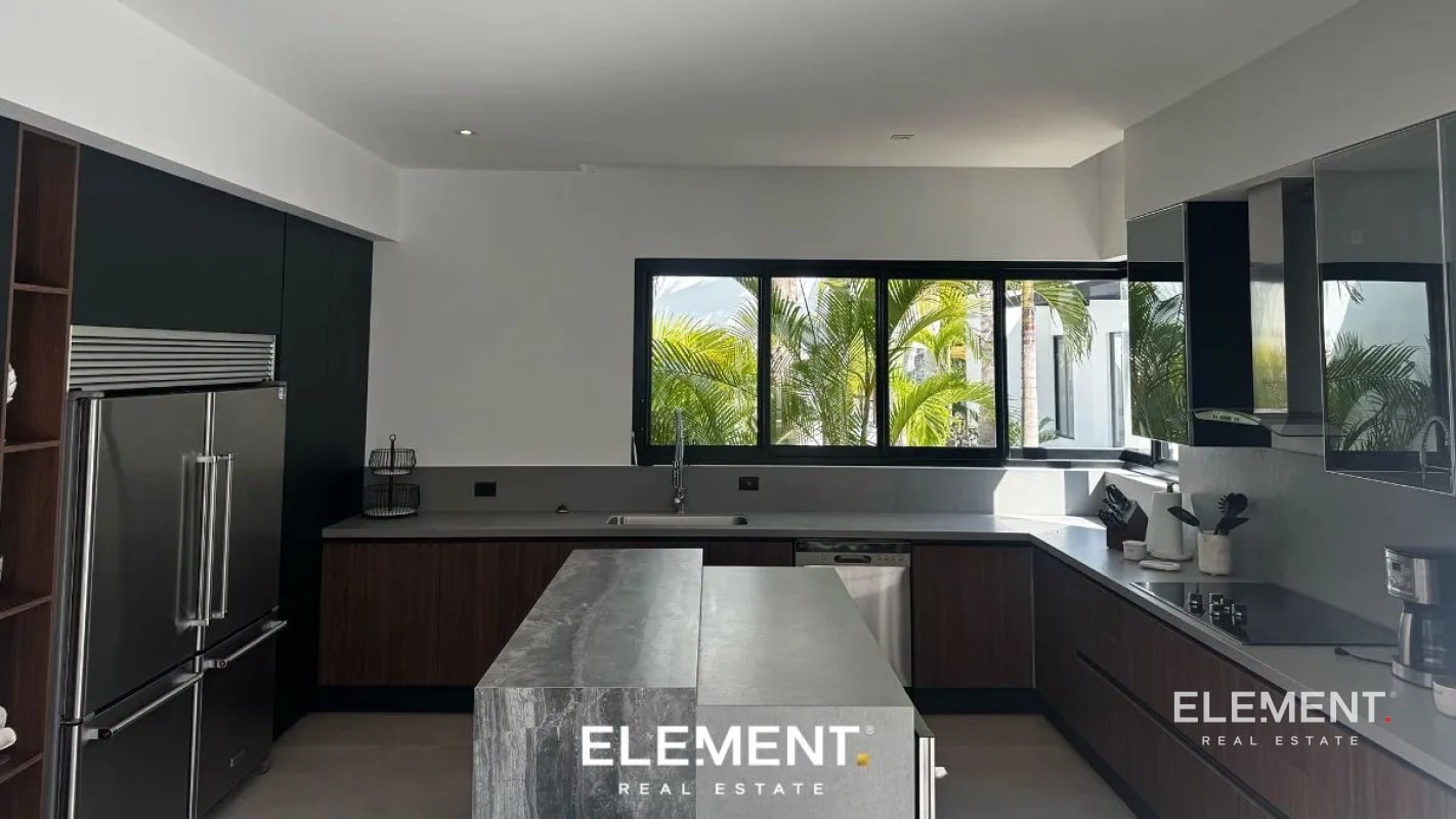 Casa en venta - Juan Gaviota - 16