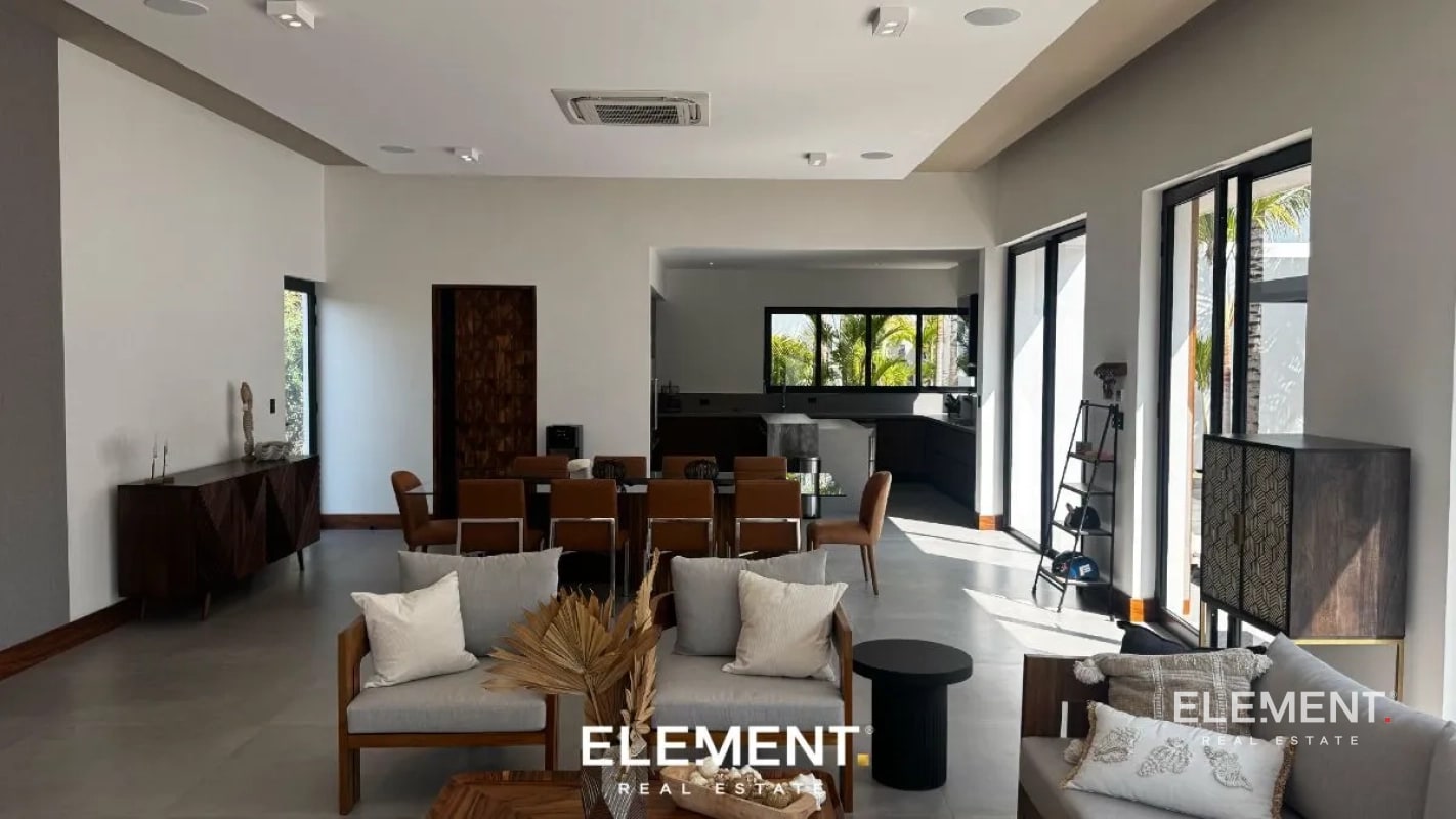 Casa en venta - Juan Gaviota - 12