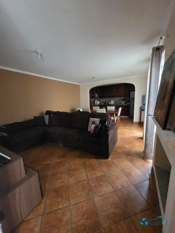 Casa en Venta Jardines de Arrazola KM 19.5 Fraijanes — Casa en Venta en Jardines de Arrazola, Carretera a El Salvador, Guatemala, Ciudad — foto 1 de 10