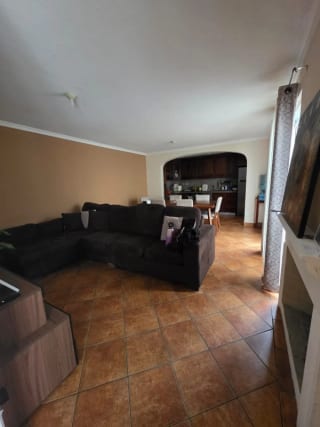 Casa en Venta Jardines de Arrazola KM 19.5 Fraijanes — Casa en Venta en Jardines de Arrazola, Carretera a El Salvador, Guatemala, Ciudad — miniatura 1 de 10