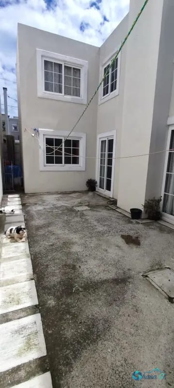 Casa en Venta Jardines de Arrazola KM 19.5 Fraijanes — Casa en Venta en Jardines de Arrazola, Carretera a El Salvador, Guatemala, Ciudad — foto 2 de 10