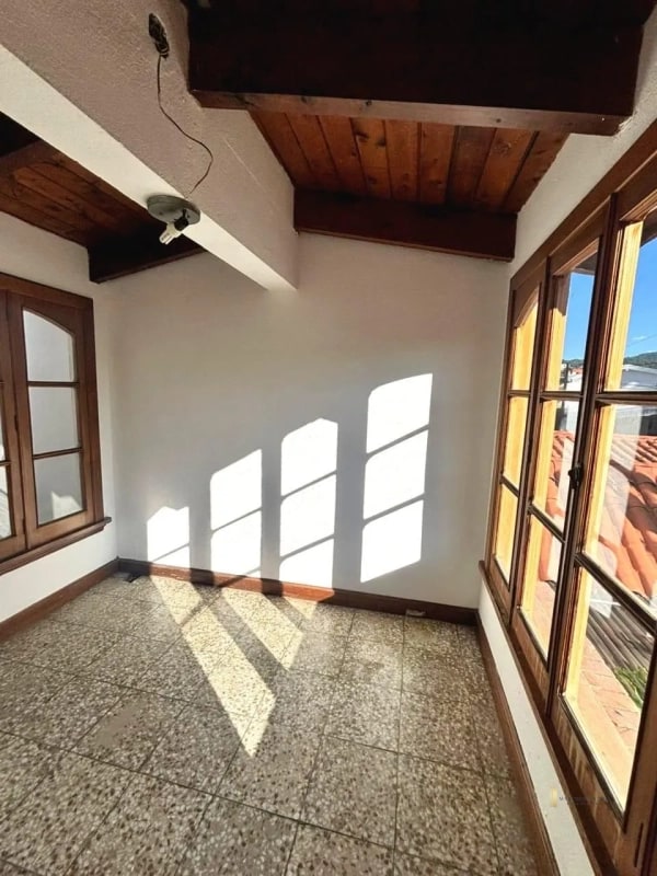 Casa Amplia en Venta – Residenciales Mallorca, Zona 14 - 9