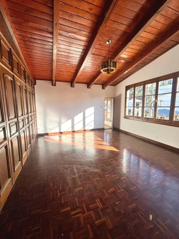 Casa Amplia en Venta – Residenciales Mallorca, Zona 14 - 4