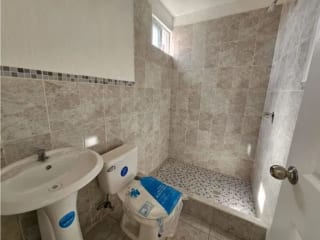 CASA EN VENTA RESERVAS DE MINERVA — Casa en Venta en Zona 4 Mixco, Guatemala, Ciudad — miniatura 8 de 11