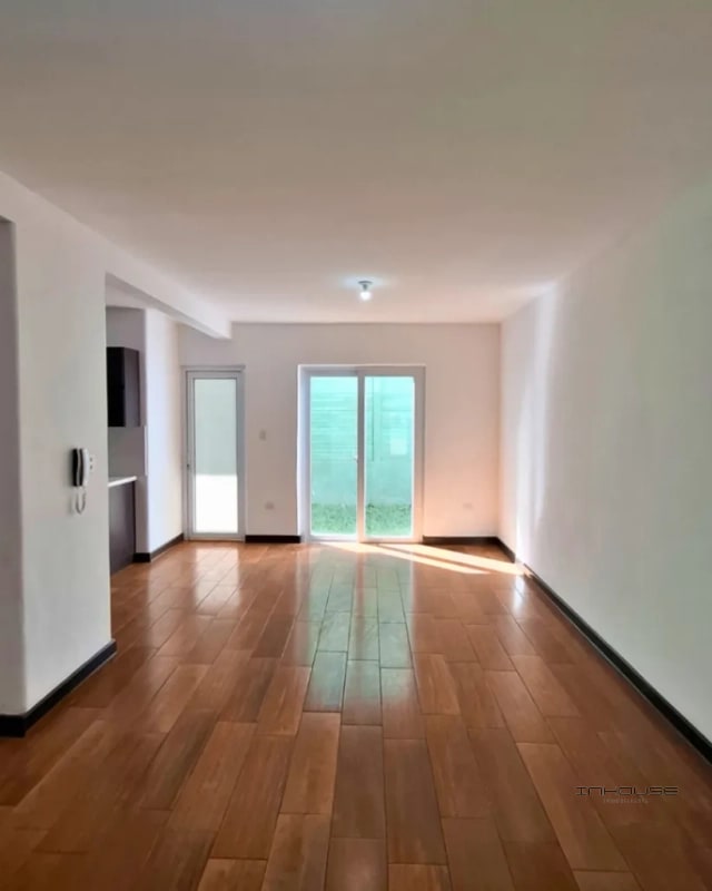 CASA EN VENTA EN ZONA 16, HACIENDA REAL - 9