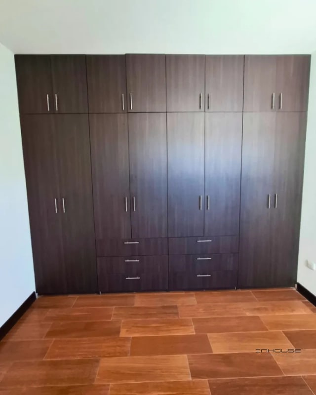 CASA EN VENTA EN ZONA 16, HACIENDA REAL - 5