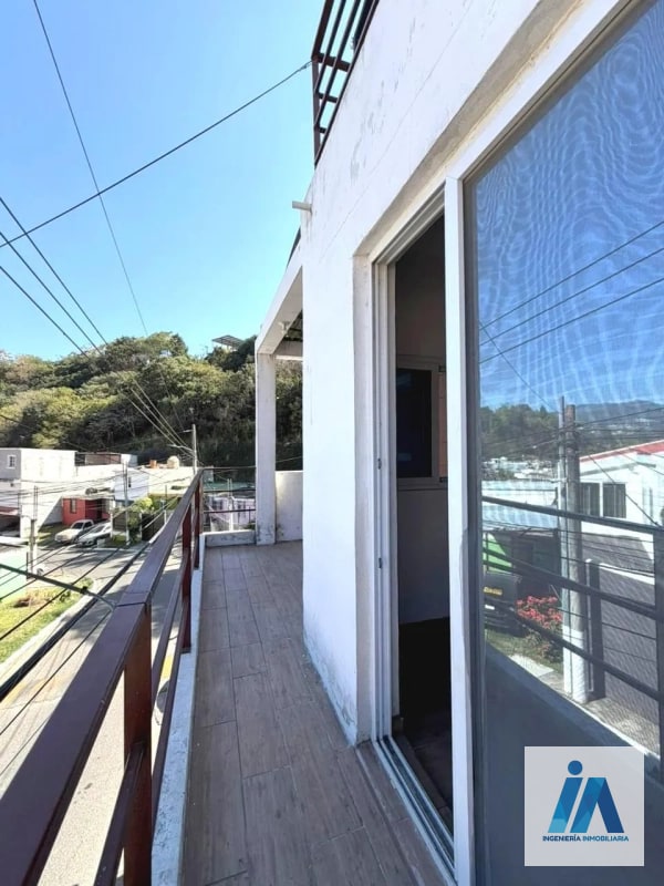 ⭕️ NUEVO PRECIO CASA EN VENTA📍Condominio La Joya 3, San Miguel Petapa Esta propiedad es ideal para quienes buscan vivir en un espacio amplio - 7