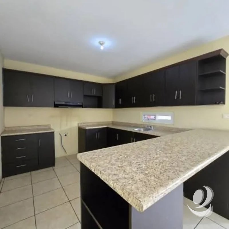 CASA EN VENTA BALCONES DE SAN CRISTÓBAL Z.8 DE MIXCO - 4