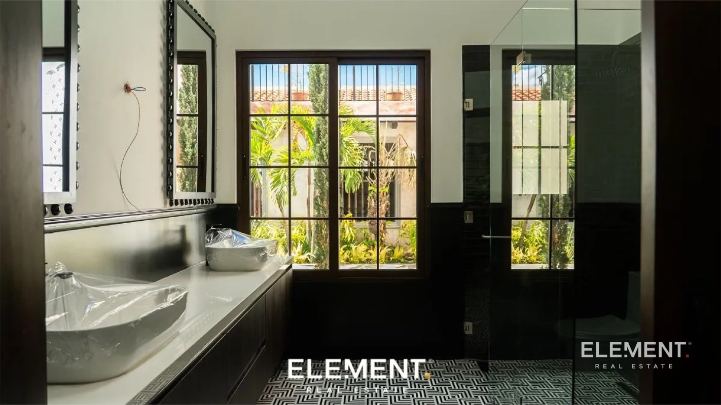 Casa Oasis en venta ubicada en el Condominio los Franciscanos en Antigua Guatemala - 1