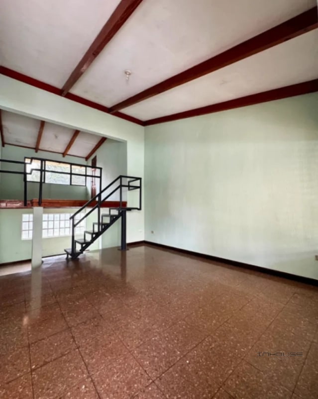 CASA EN VENTA ESCUINTLA - 6