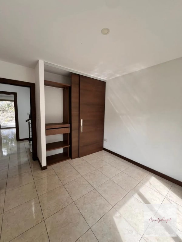 ALQUILER DE CASA EN ZONA 16 SECTOR KANAJUYU — Casa en Alquiler en Kanajuyú, Zona 16, Guatemala, Ciudad — foto 11 de 11