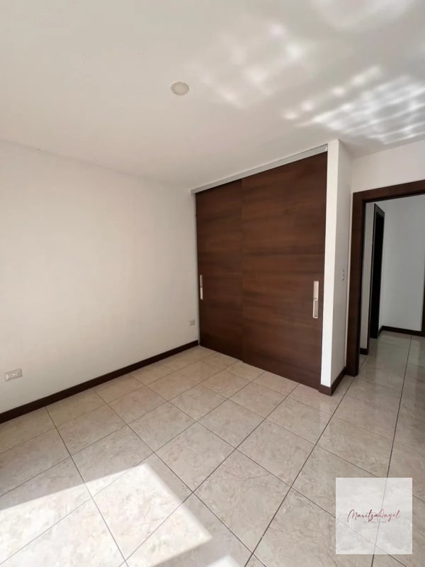 ALQUILER DE CASA EN ZONA 16 SECTOR KANAJUYU — Casa en Alquiler en Kanajuyú, Zona 16, Guatemala, Ciudad — foto 6 de 11