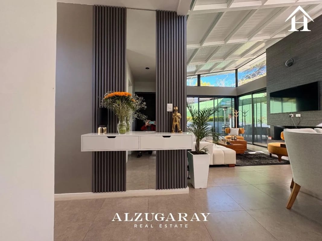 CASA MODERNA DE UN NIVEL 3 HAB/ COND. KM 21 A FRAIJANES - 13