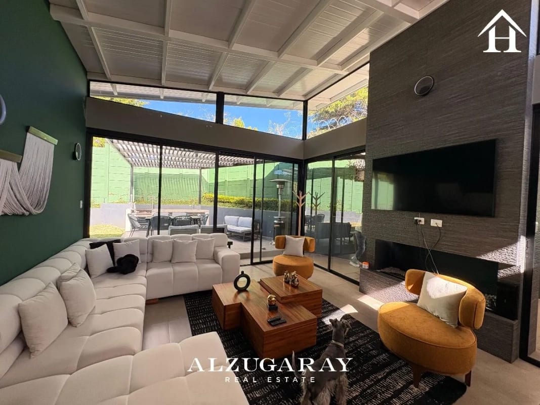 CASA MODERNA DE UN NIVEL 3 HAB/ COND. KM 21 A FRAIJANES - 11