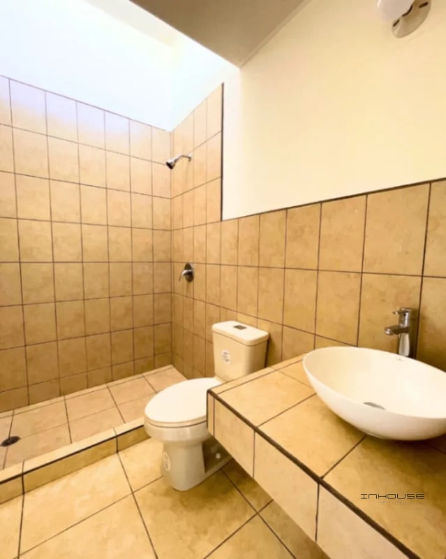 CASA EN VENTA EN ZONA 16 SAN ISIDRO PARA ESTRENAR - 8