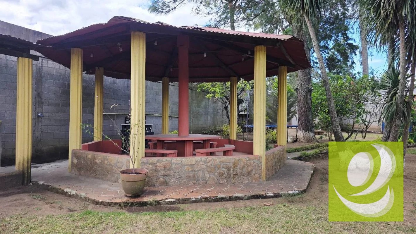 VENDO CASA DE DESCANSO EN ALDEA LAS FLORES SUMPANGO SACATEPEQUEZ - 9