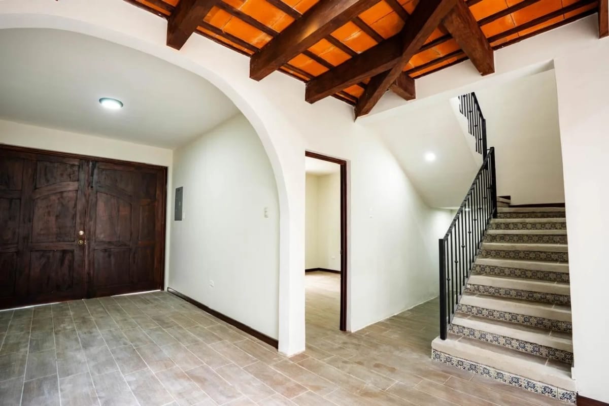 Residencia Exclusiva en Condominio Antigua Gardens — Casa en Venta en Antigua Gardens, Alotenango, Sacatepéquez — foto 16 de 16