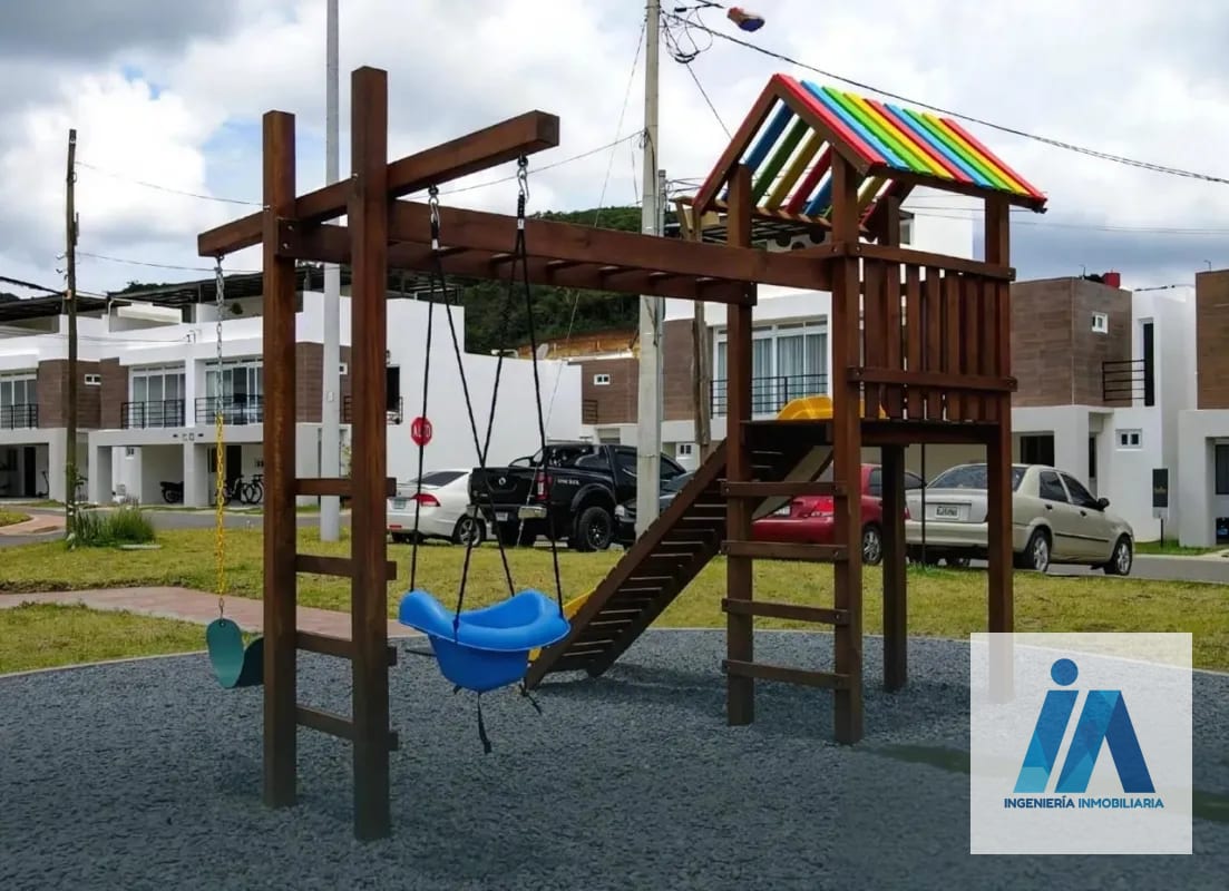 CASA EN VENTAšSecoya de Arrazola, Km 16.5 Fraijanes Una casa diseƱada para ofrecer comodidad con una increĆble terraza con pĆ©rgola ideal para tus reuniones sociales. ā Casa en Venta en Fraijanes, Carretera a El Salvador, Guatemala, Ciudad ā foto 2 de 14